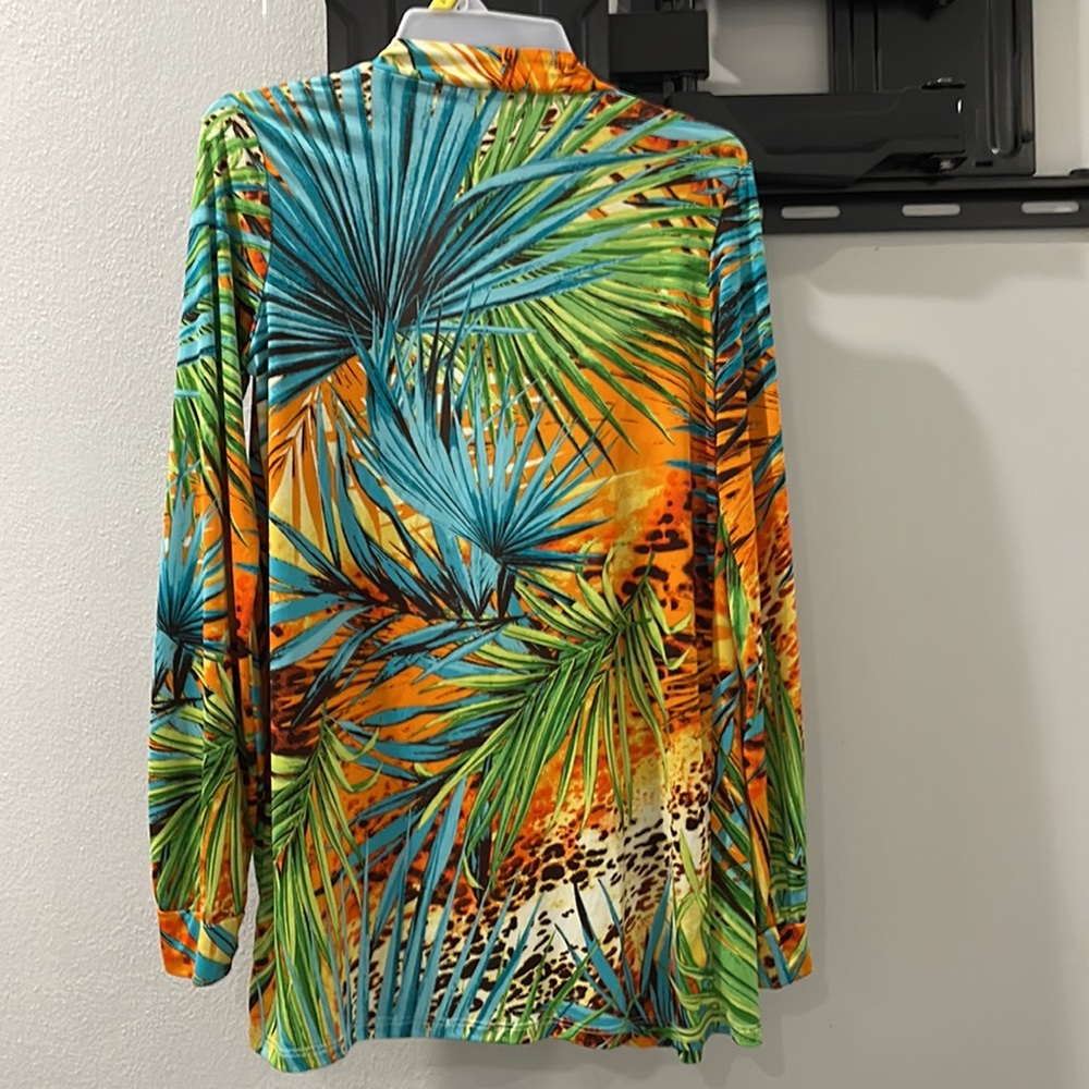 2 pieces set in excellent condition! Short and jacket - Picture 5 of 7